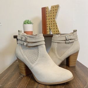 Cream Heeled Booties by Soda